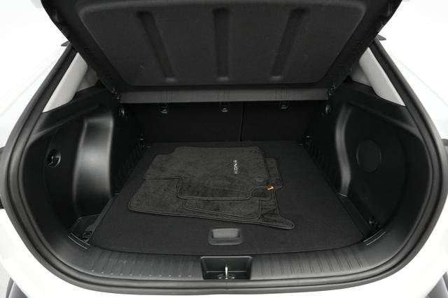 2024 Hyundai Kona — photo 6 of 21