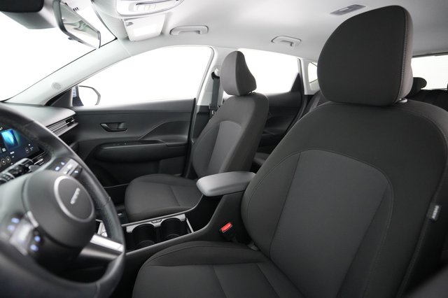 2024 Hyundai Kona — photo 3 of 22
