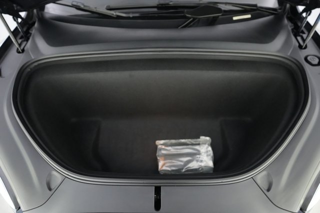 2022 Tesla Model X — photo 22 of 24