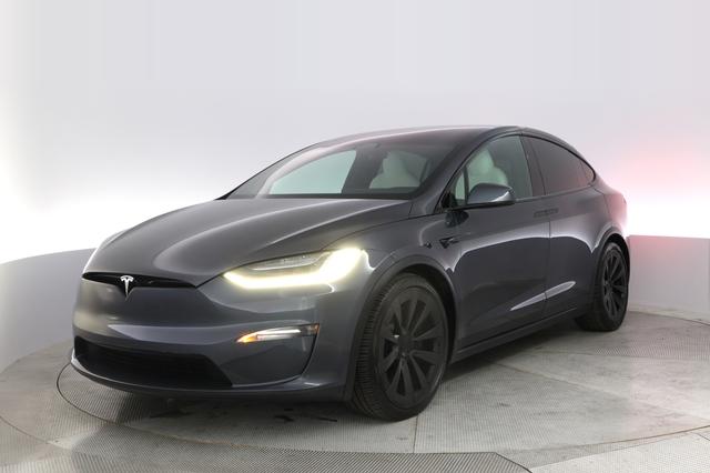 2022 Tesla Model X — VIN 7SAXCBE54NF355366