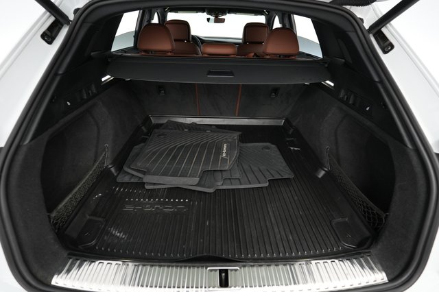 2021 Audi e-tron — photo 6 of 23