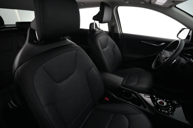 2023 Kia Niro EV — photo 3 of 23