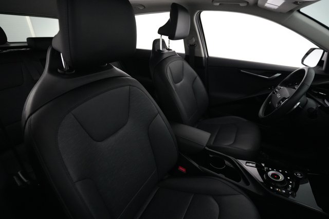 2023 Kia Niro EV — photo 3 of 23