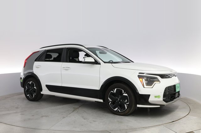 2023 Kia Niro EV — photo 11 of 23