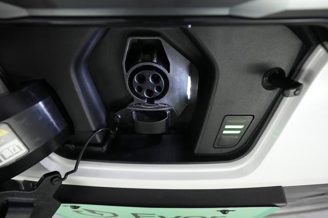 2023 Kia Niro EV — photo 8 of 25