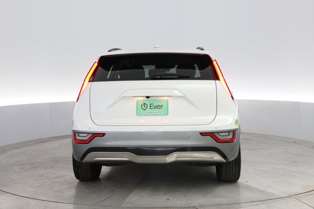 2023 Kia Niro EV — photo 12 of 30
