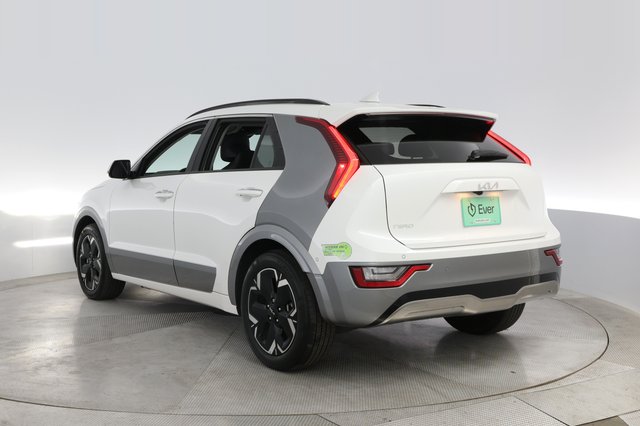 2023 Kia Niro EV — photo 13 of 30