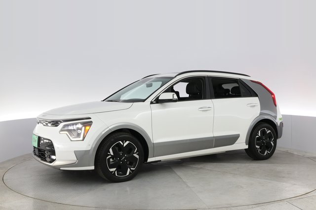 2023 Kia Niro EV — photo 14 of 30