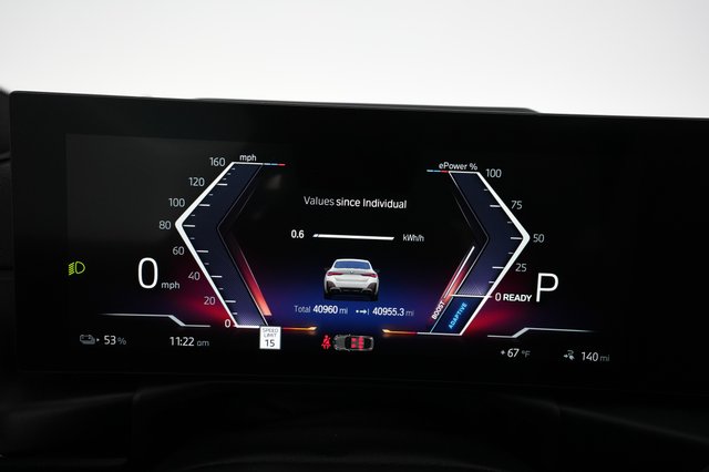 2022 BMW i4 — photo 5 of 22