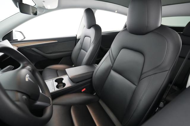 2022 Tesla Model Y — photo 3 of 23