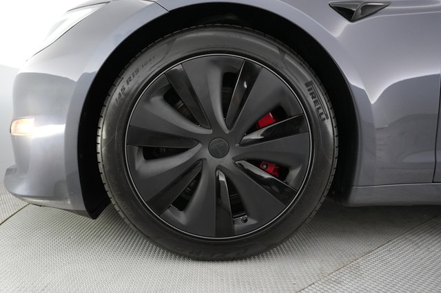 2023 Tesla Model S — photo 17 of 21