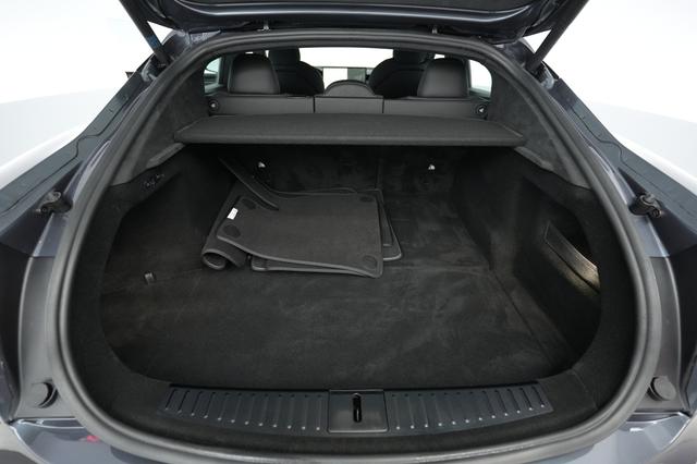 2023 Tesla Model S — photo 6 of 21