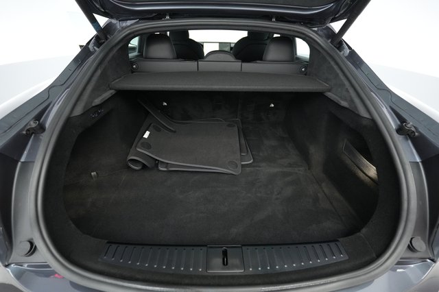 2023 Tesla Model S — photo 6 of 21
