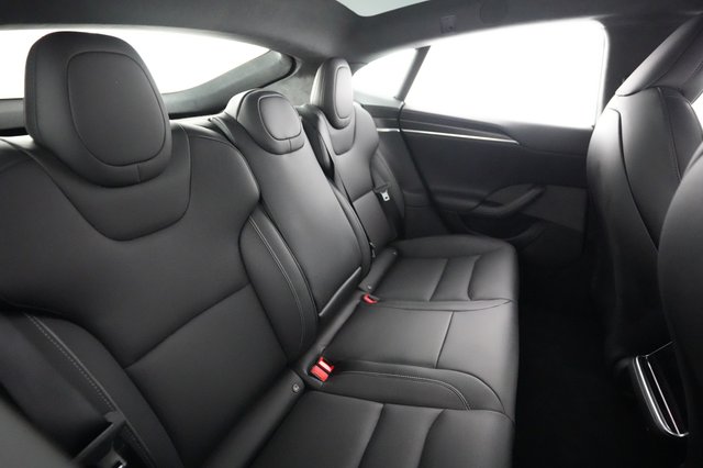 2023 Tesla Model S — photo 4 of 21
