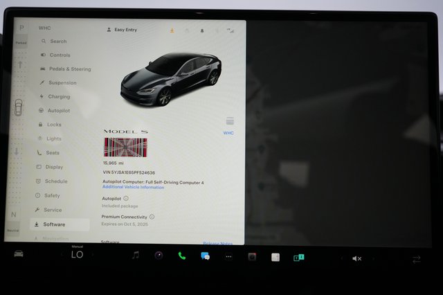 2023 Tesla Model S — photo 5 of 21