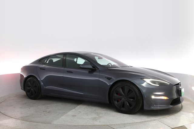 2023 Tesla Model S — photo 11 of 21