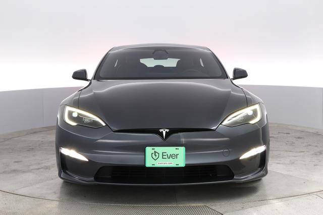 2023 Tesla Model S — photo 9 of 21
