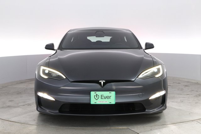 2023 Tesla Model S — photo 9 of 21