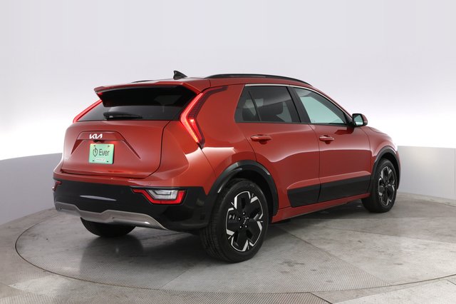 2023 Kia Niro EV — photo 2 of 24