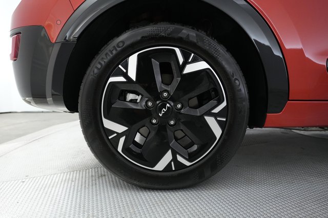 2023 Kia Niro EV — photo 15 of 24