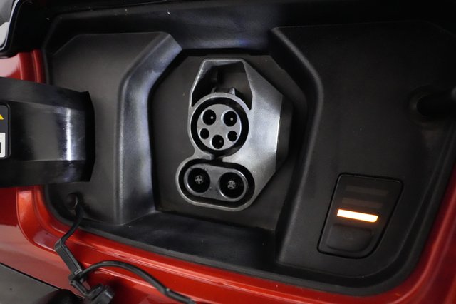2023 Kia Niro EV — photo 8 of 24