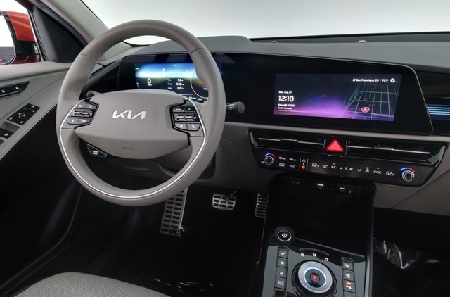 2023 Kia Niro EV — photo 20 of 24