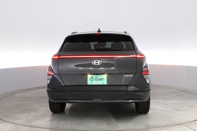 2024 Hyundai Kona — photo 12 of 21