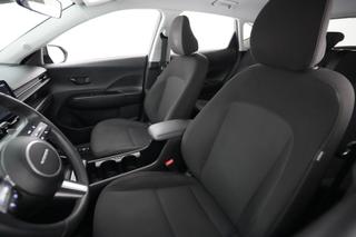 2024 Hyundai Kona — photo 3 of 21