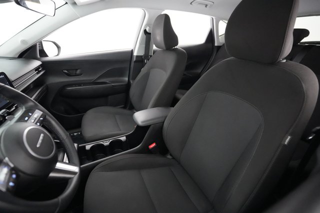 2024 Hyundai Kona — photo 3 of 21