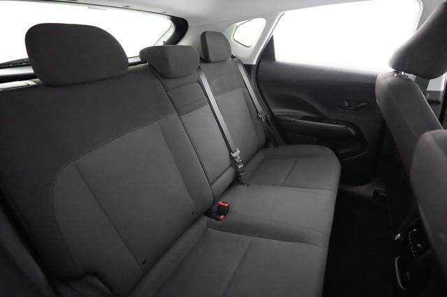 2024 Hyundai Kona — photo 4 of 21