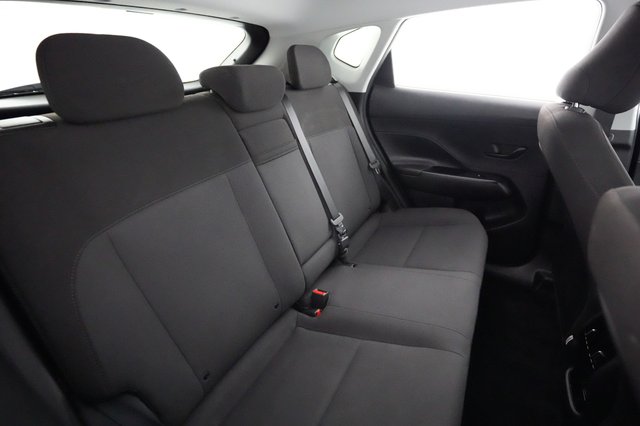 2024 Hyundai Kona — photo 4 of 21