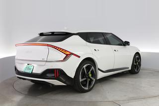 2023 Kia EV6 — photo 2 of 22