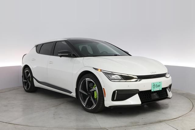 2023 Kia EV6 — photo 10 of 22