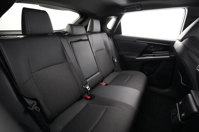 2023 Toyota bZ4X — photo 4 of 22