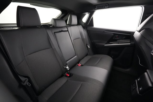 2023 Toyota bZ4X — photo 4 of 22