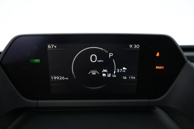 2023 Toyota bZ4X — photo 5 of 22
