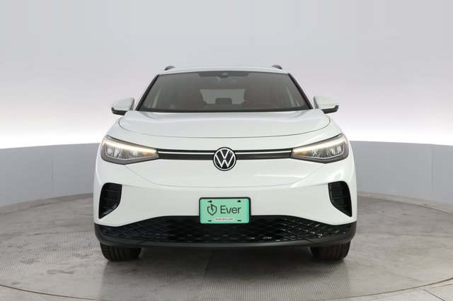 2023 Volkswagen ID.4 — photo 9 of 21