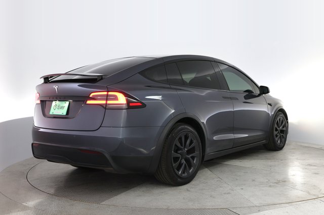 2023 Tesla Model X — photo 2 of 23