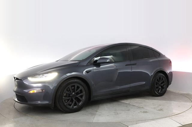 2023 Tesla Model X — photo 14 of 23