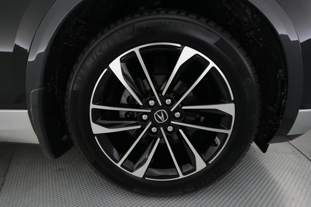 2024 Acura ZDX — photo 17 of 28