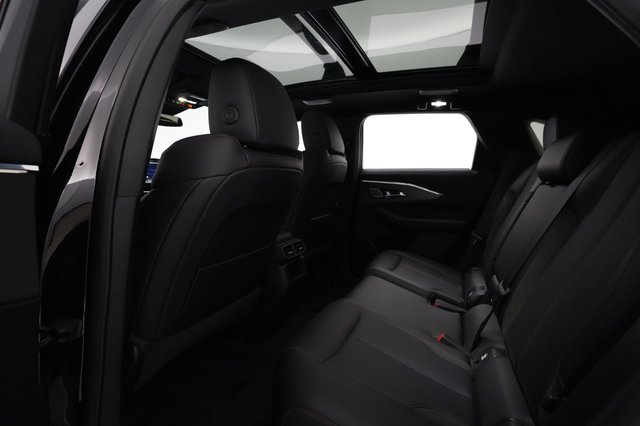 2024 Acura ZDX — photo 18 of 28