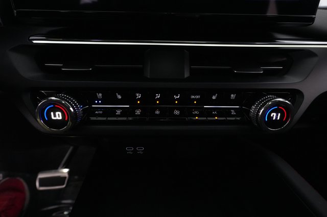 2024 Acura ZDX — photo 22 of 28