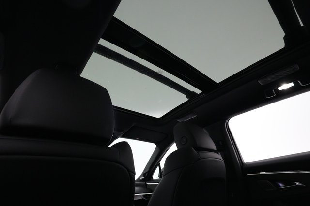2024 Acura ZDX — photo 20 of 28