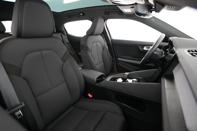2024 Polestar 2 — photo 18 of 22