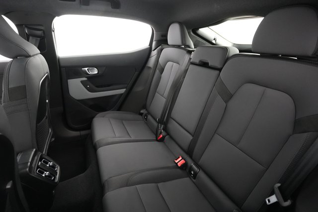 2024 Polestar 2 — photo 19 of 22