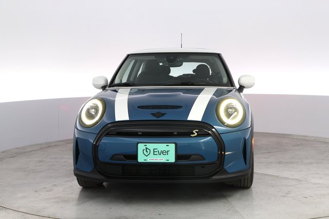 2024 MINI Cooper SE — photo 9 of 28