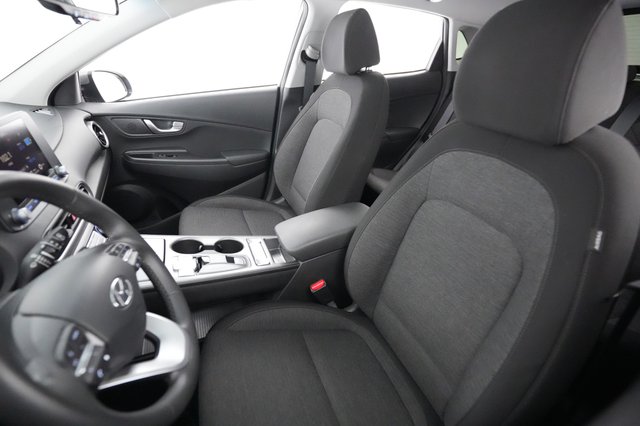2022 Hyundai Kona — photo 3 of 21