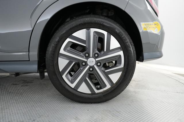 2022 Hyundai Kona — photo 7 of 21