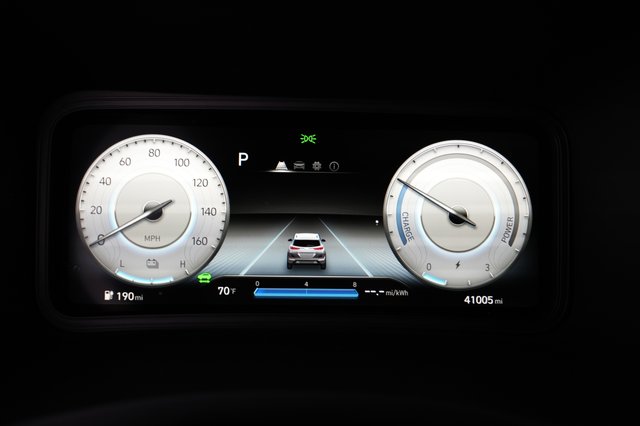 2022 Hyundai Kona — photo 5 of 21