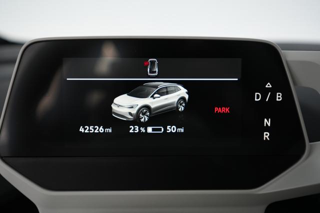 2021 Volkswagen ID.4 — photo 5 of 21